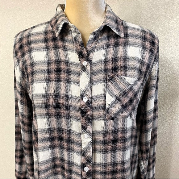 Rails Hunter Button-Front Shirt in Ivory Coal Blush - Picture 4 of 10